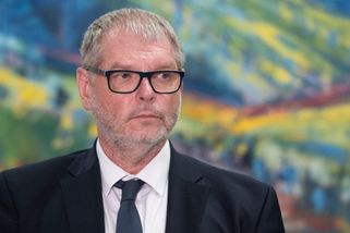 Situace na českých řekách není příznivá, varuje ředitel Povodí Vltavy. V některých úsecích jsou toky bez vody
